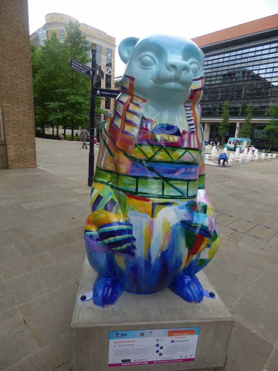 Bear'indleyplace Central Square
